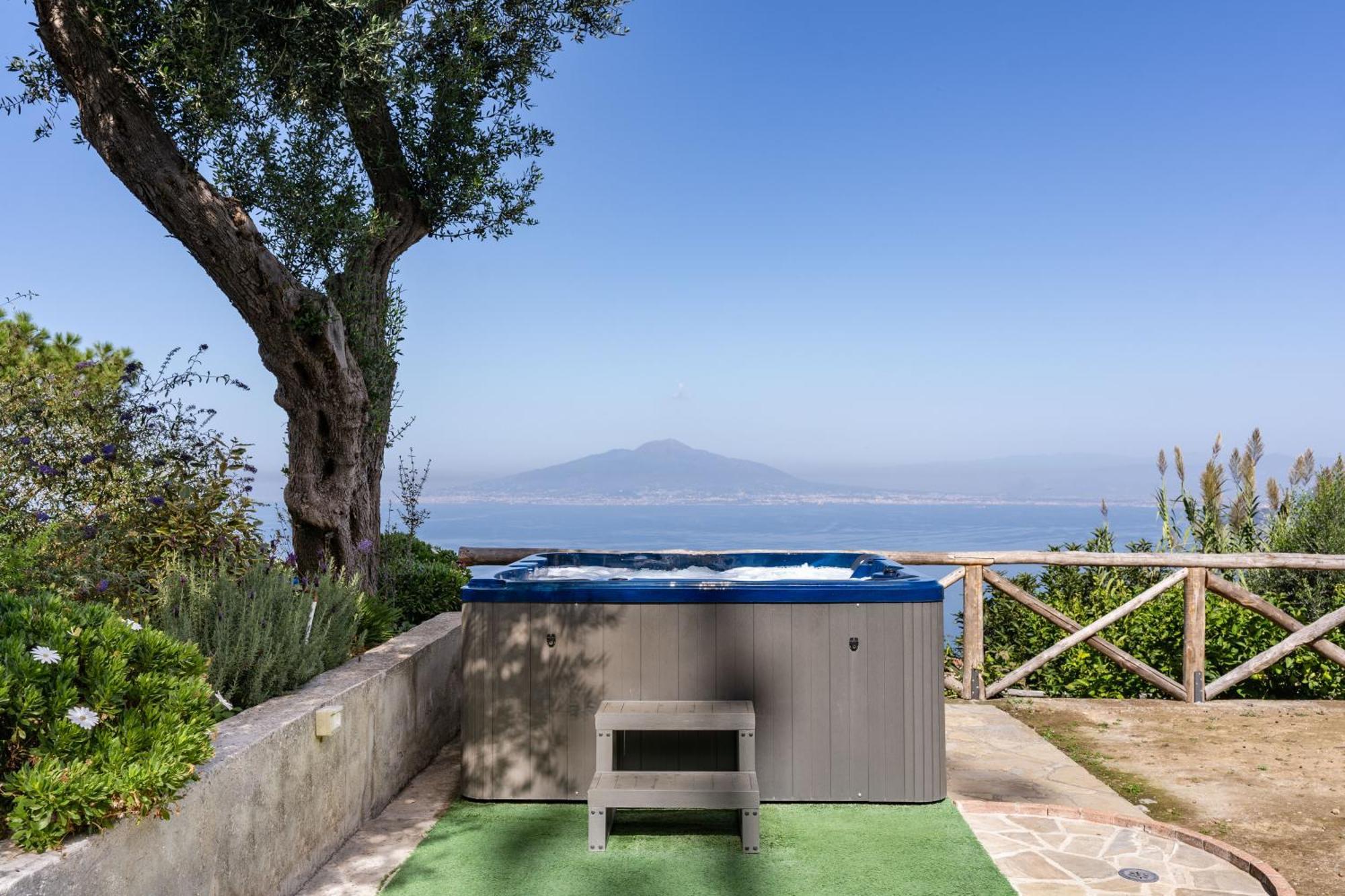 Villa Giulia Boutique Views Pool And Guest Services Sorrento Eksteriør bilde